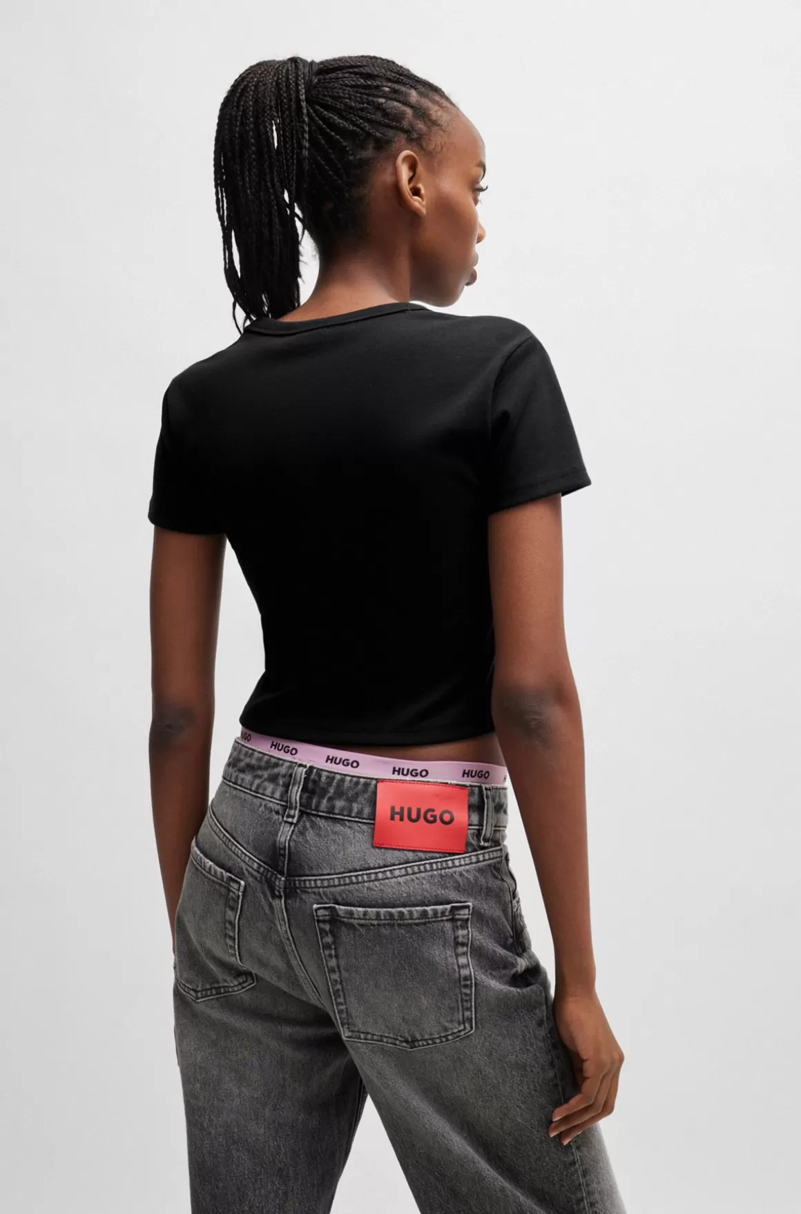 HUGO BOSS Afkortet T-shirt I Bomuldsblanding Med Slim Fit Og Stablet Logo