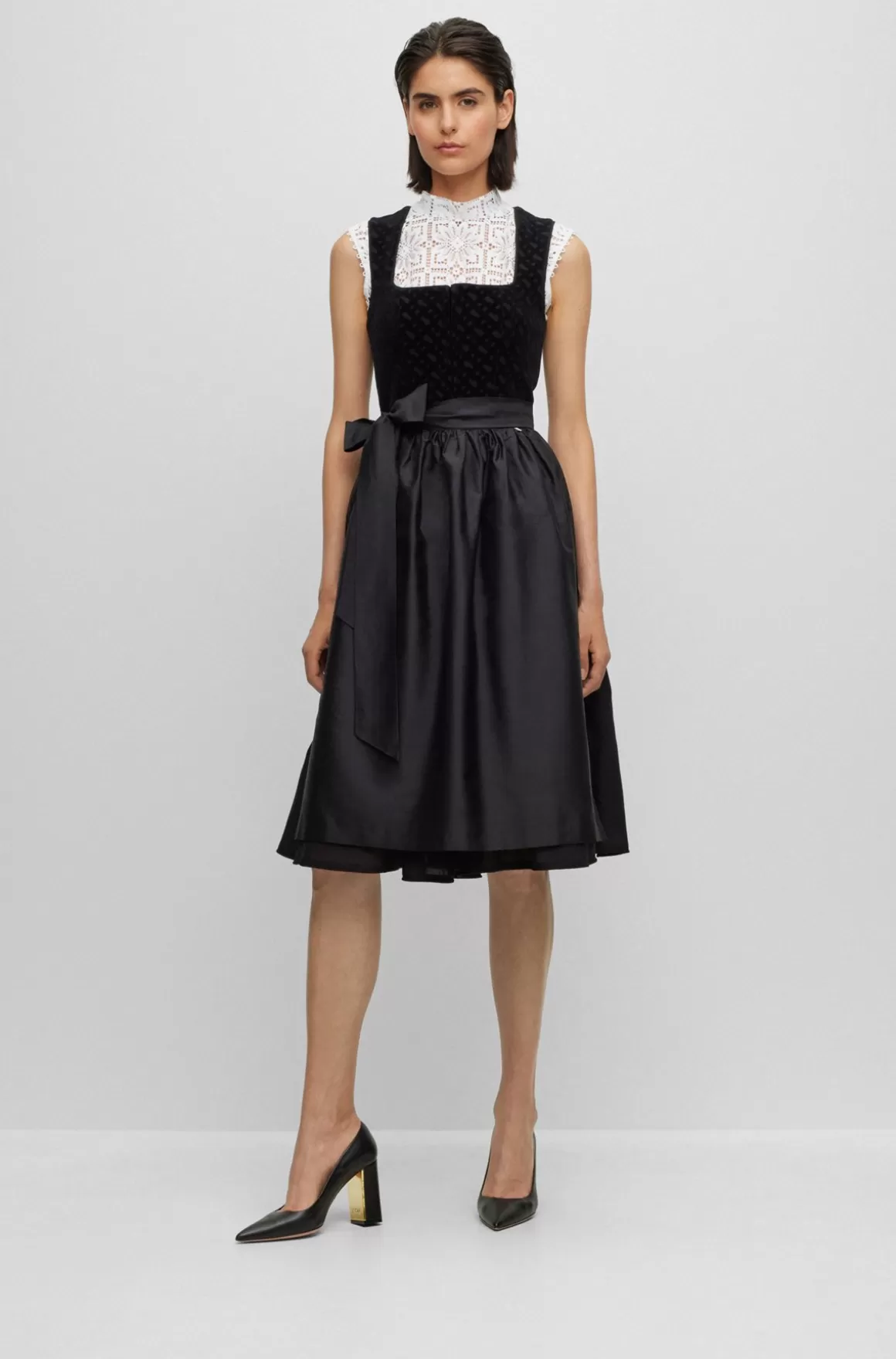 HUGO BOSS BOSS X Kinga Mathe-dirndl-kjole Med Fløjlskjoleliv Med Monogram