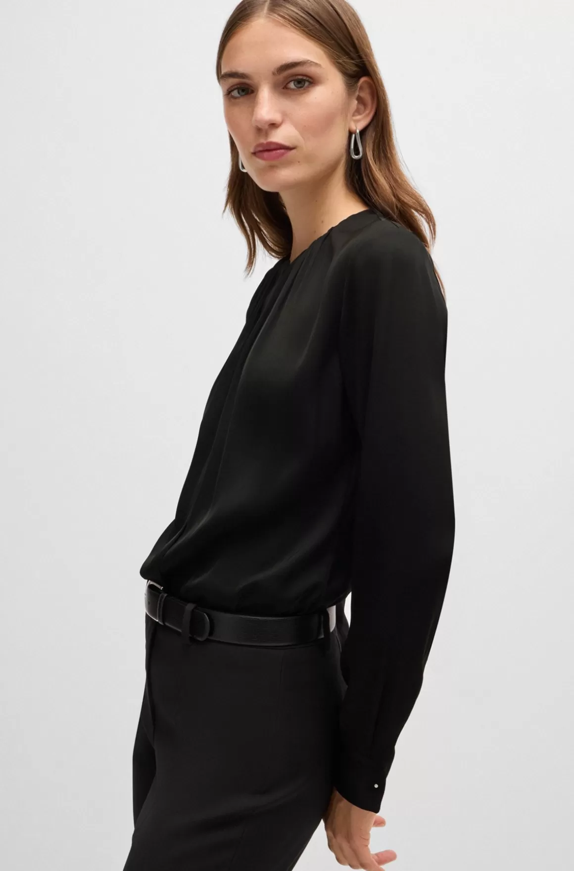 Dame HUGO BOSS Dameskjorte Med Rynket Hals I Silke Crepe De Chine Med Stræk