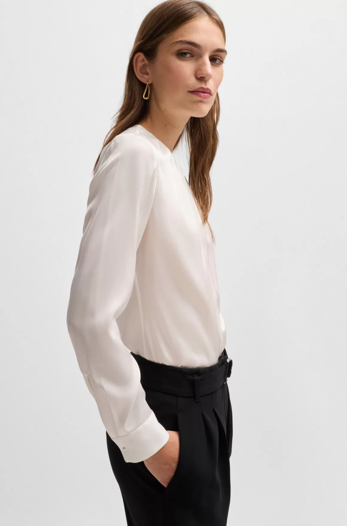 Dame HUGO BOSS Dameskjorte Med Rynket Hals I Silke Crepe De Chine Med Stræk