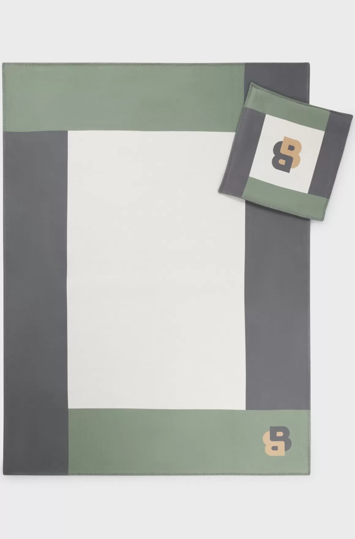 HUGO BOSS Jacquard Throw With Whipstitching