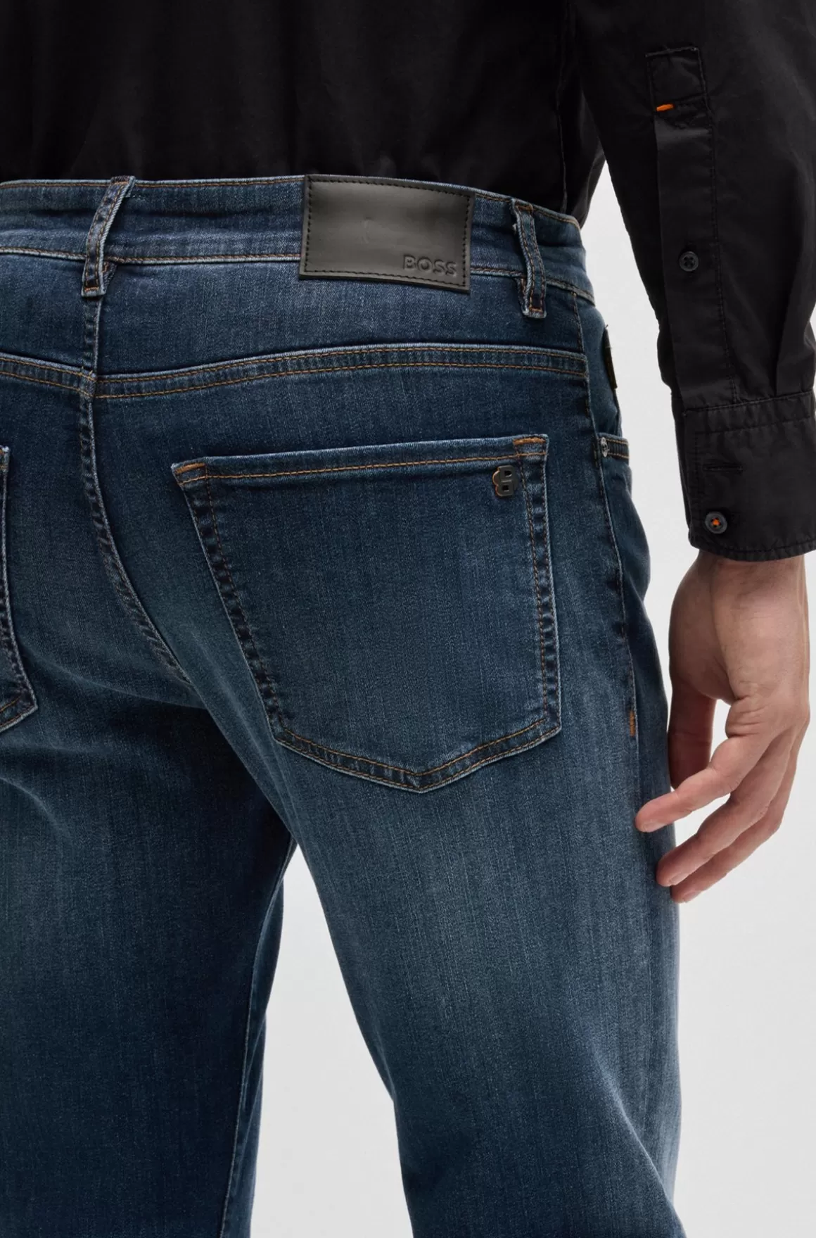 HUGO BOSS Maine Jeans Med Regular Fit I Mellemblåt Denim Med Stræk