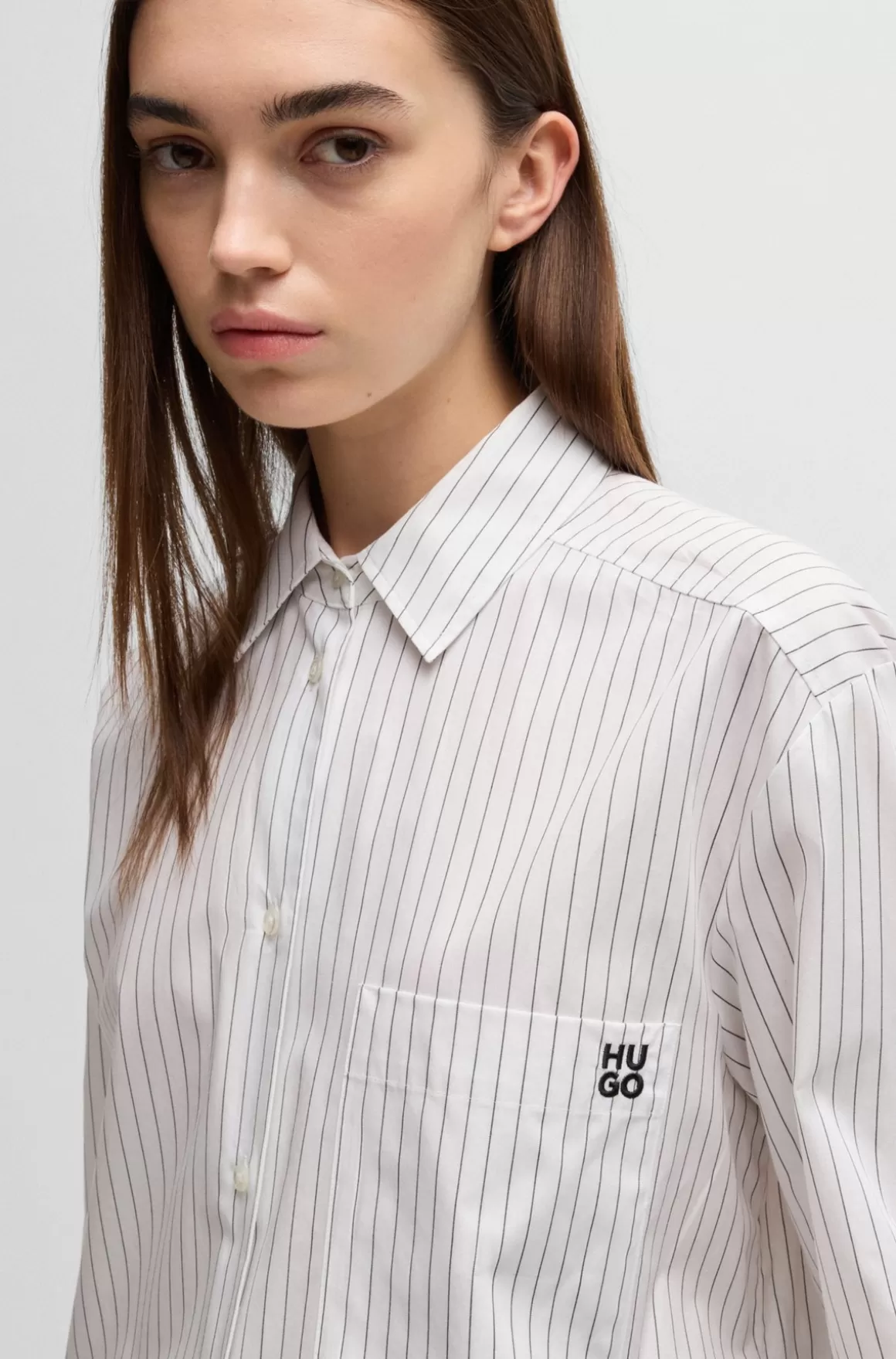 Dame HUGO BOSS Oversized Fit Skjorte I Stribet Bomuld Med Sommerfugleprint