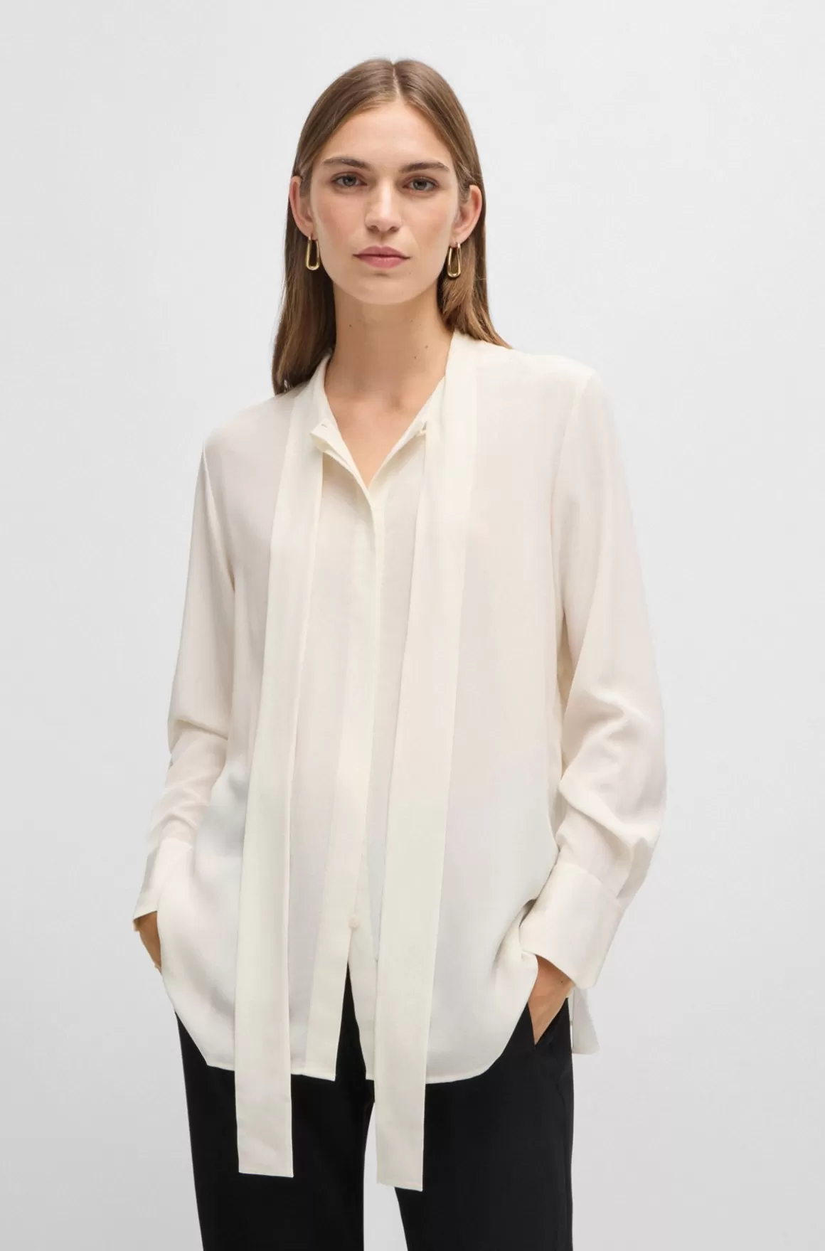 Dame HUGO BOSS Regular Fit Skjorte I Silke Og Bindekrave