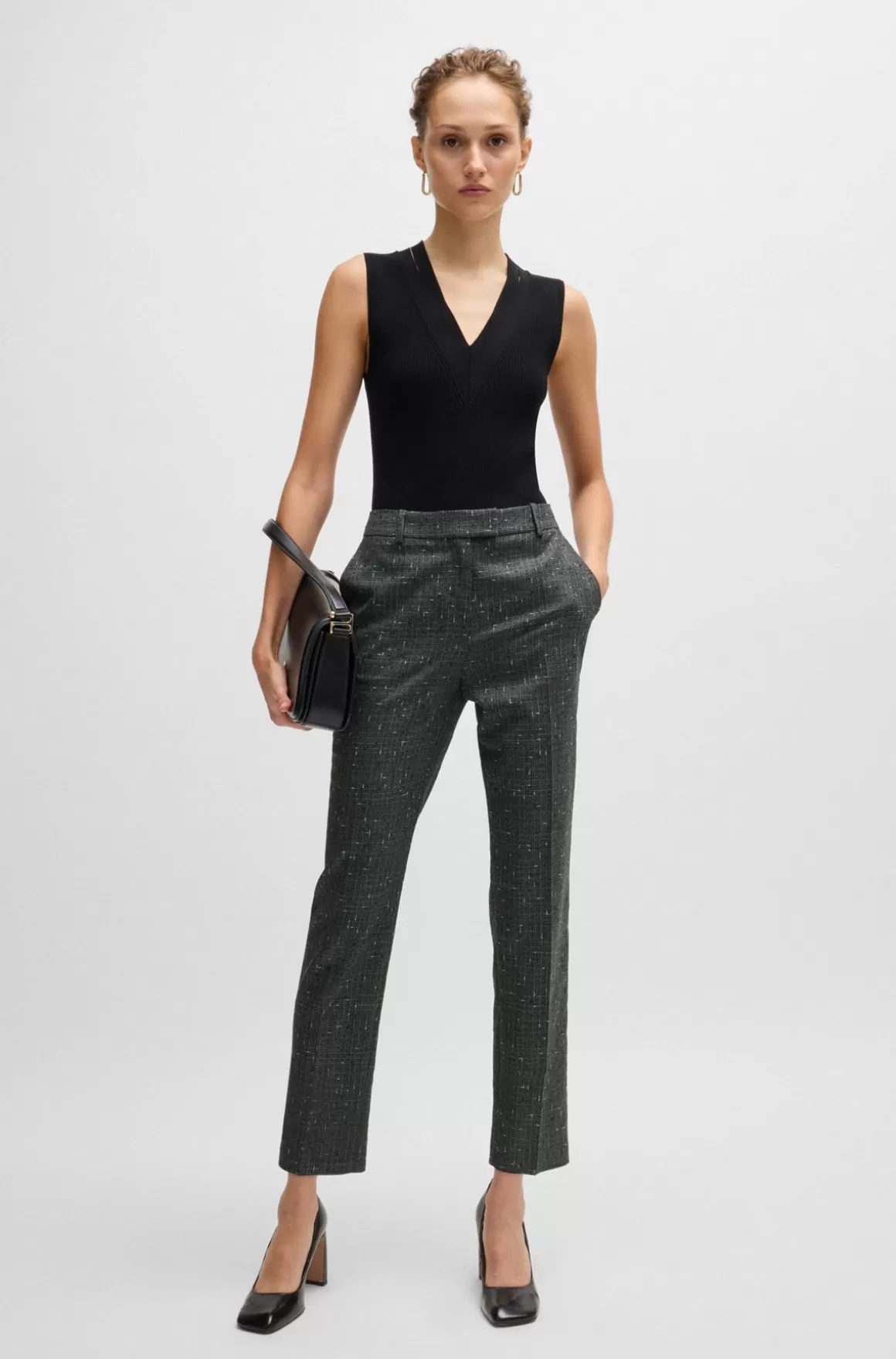 HUGO BOSS Regular Fit Ternede Bukser I En Blanding Med Ny Uld