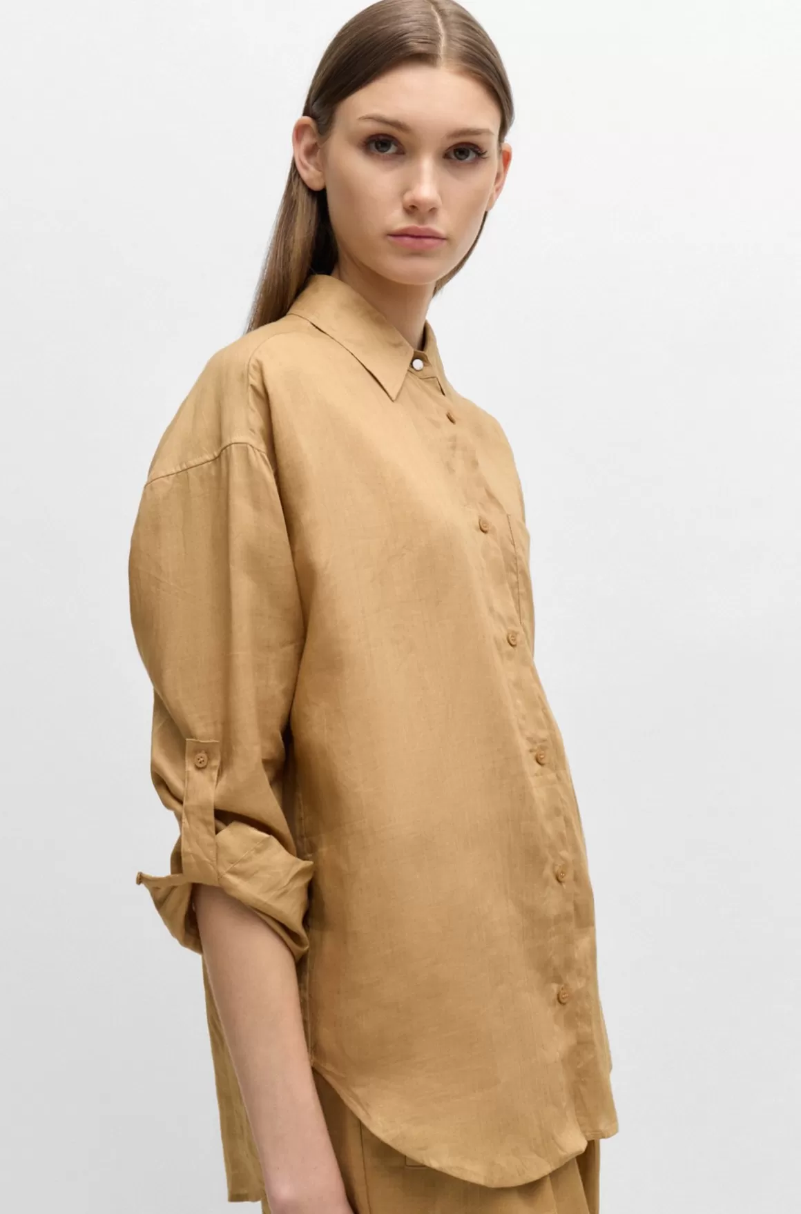 Dame HUGO BOSS Relaxed Fit Skjorte I Ramiekanvas Med En Krave Med Spidse Flipper