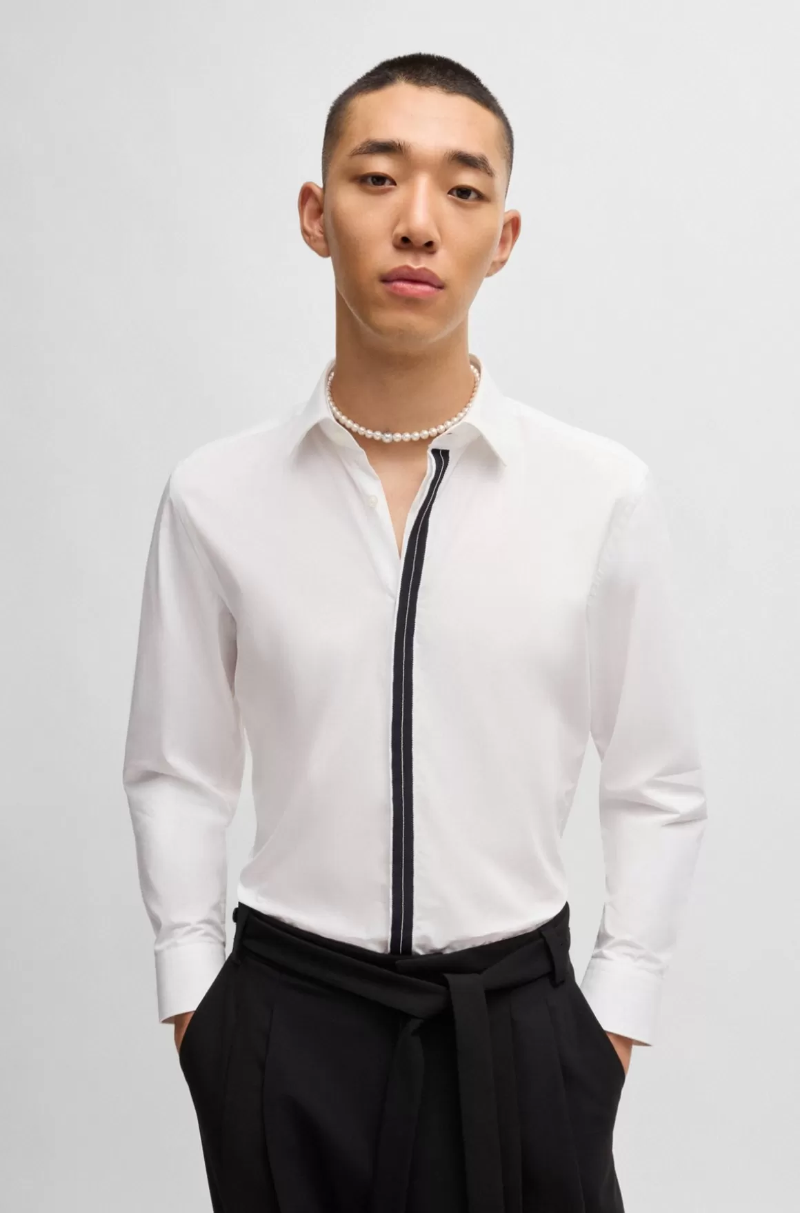 HUGO BOSS Skjorte I Bomuldspoplin Med Slim Fit Og Detalje På Stolpen