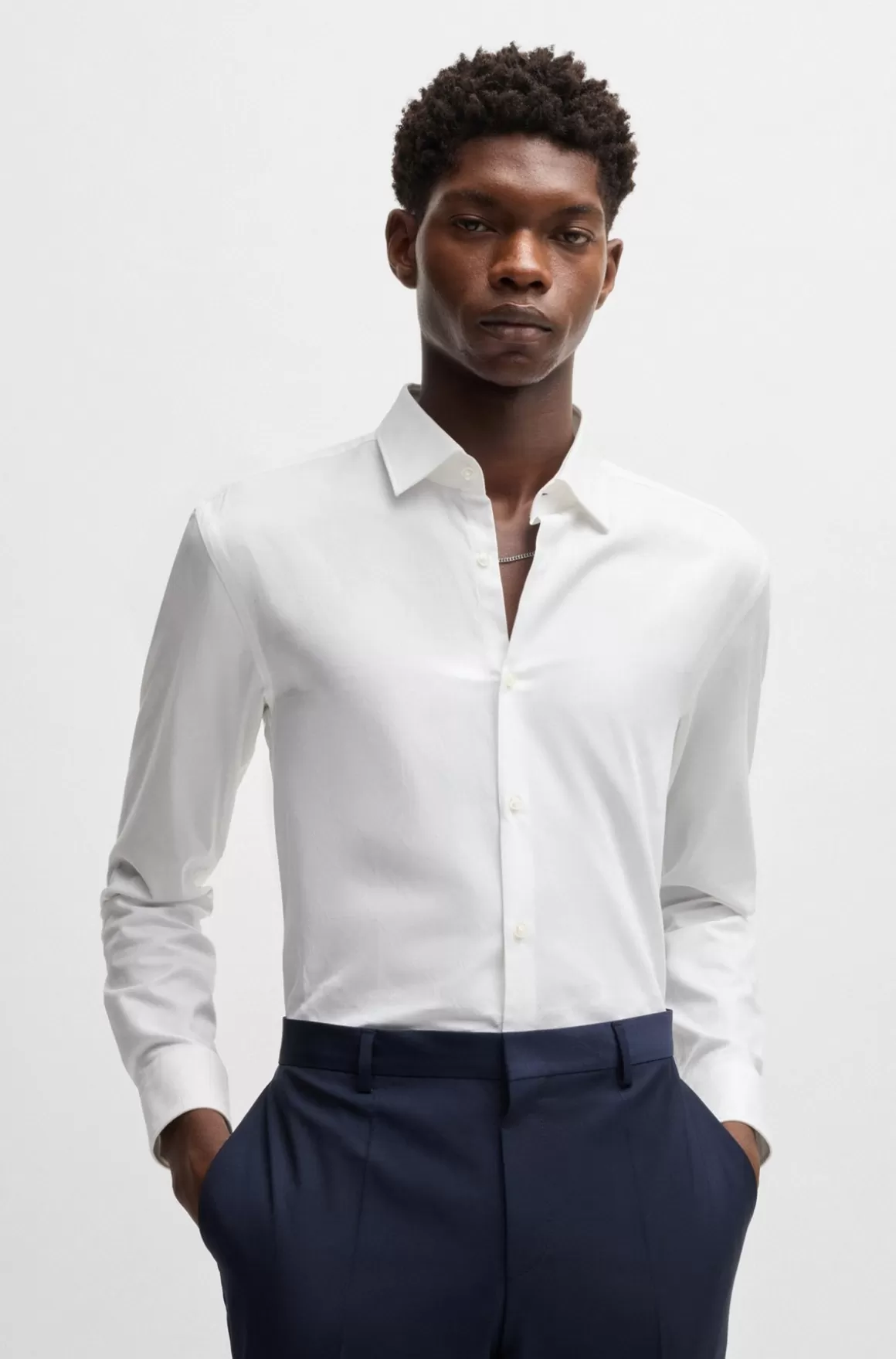 HUGO BOSS Skjorte Med Slim Fit I Bomuld Og Kædevævning