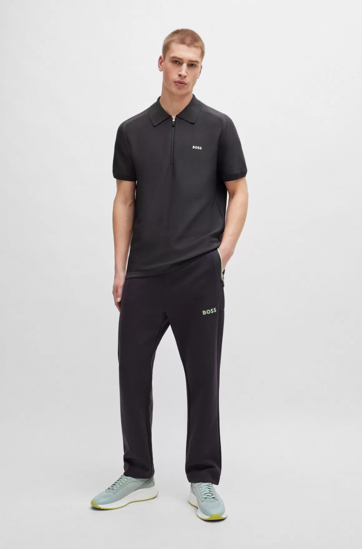 HUGO BOSS Sneakers Designet I Strømpestil Med Strikket Overdel Og Sål Med Fiskebensmønster