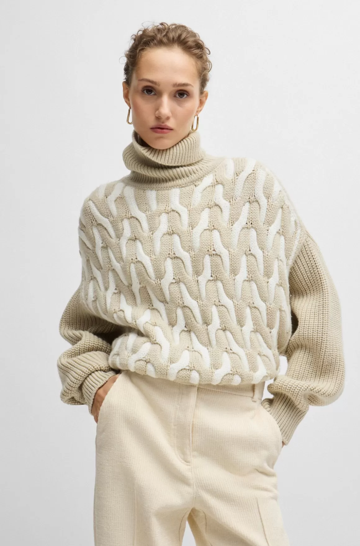 HUGO BOSS Sweater I Ny Uld Med Kabelstruktur I To Nuancer