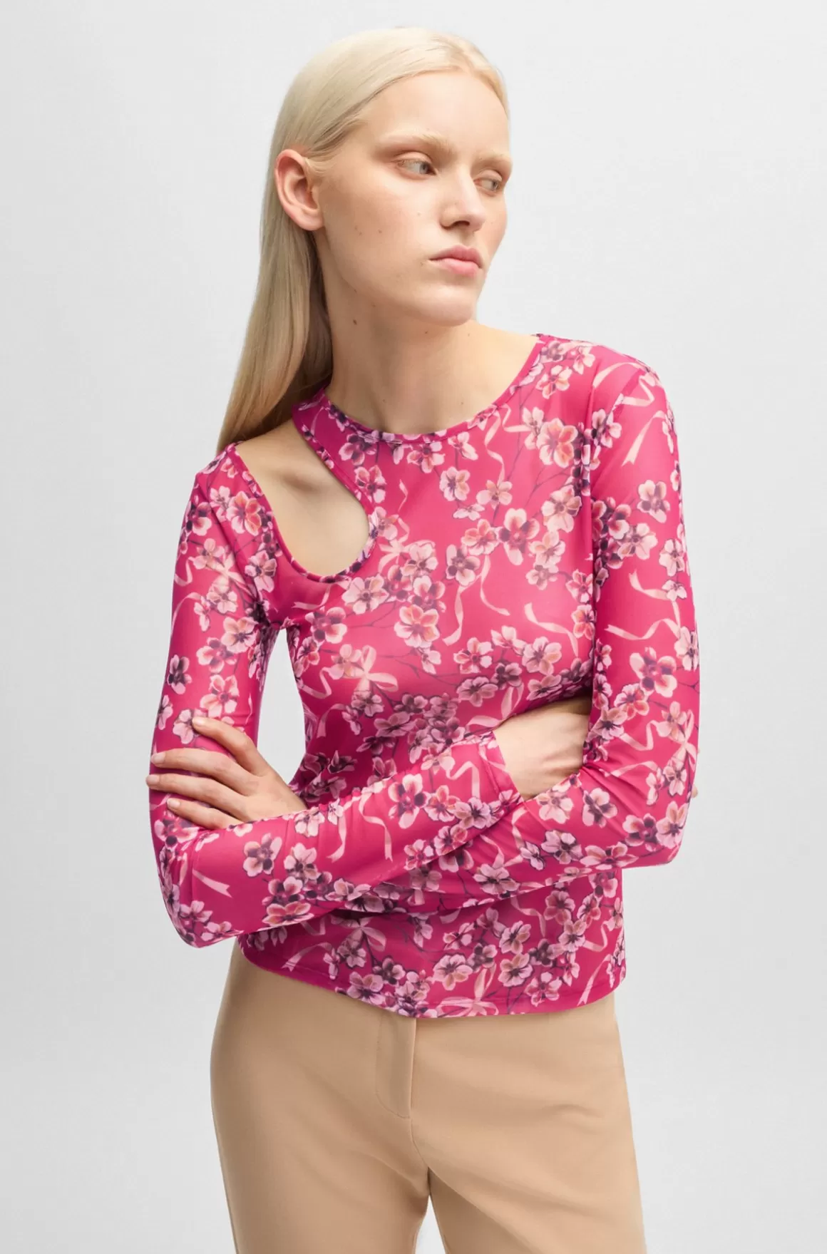 HUGO BOSS T-shirt Af Mesh Med Print Og Udskæring Ved Halsen